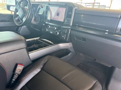 Used 2023 Ford F250 Lariat w/ Sport Appearance Package AWD/4WD image 14