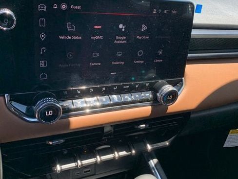 New 2026 GMC Canyon AT4 w/ AT4 Premium Package image 20