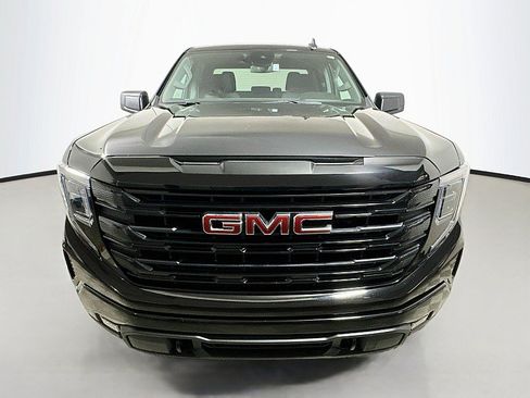 Used 2023 GMC Sierra 1500 Elevation AWD/4WD image 2