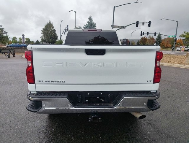 Used 2022 Chevrolet Silverado 2500 LT AWD/4WD image 4