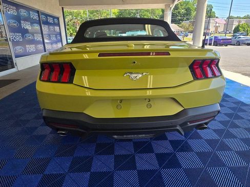 New 2025 Ford Mustang Premium image 5