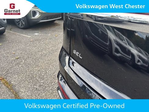 Certified 2024 Volkswagen Atlas Cross Sport SEL Premium R-Line AWD/4WD image 34