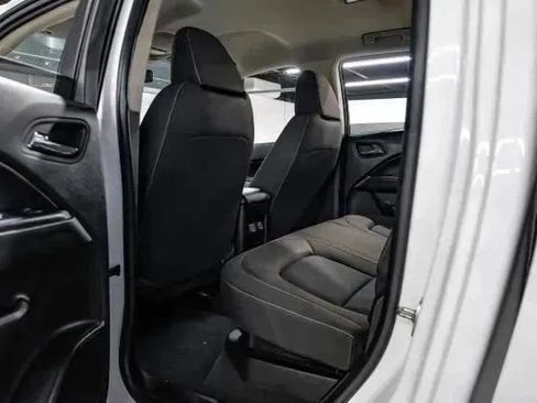 Used 2022 Chevrolet Colorado LT w/ LT Convenience Package image 44