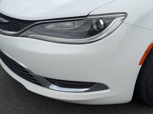 Used 2015 Chrysler 200 Limited w/ Convenience Group FWD image 12