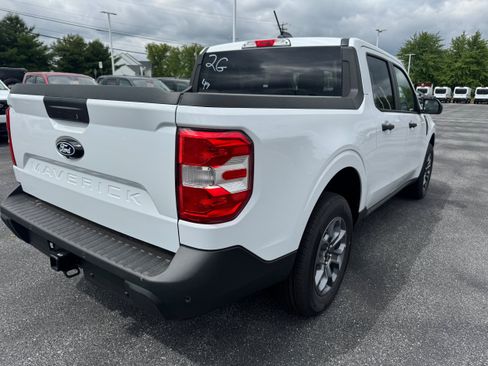 New 2026 Ford Maverick XLT w/ XLT Luxury Package AWD/4WD image 4