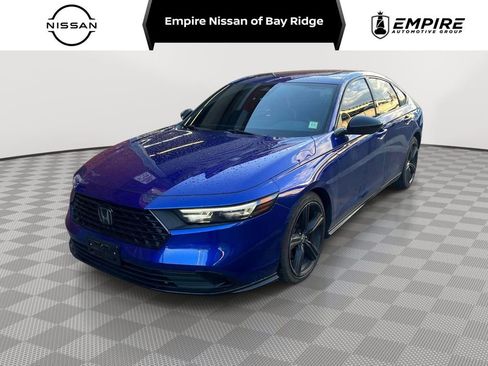 Used 2023 Honda Accord Sport image 1