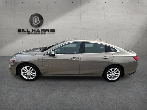 Used 2018 Chevrolet Malibu LT FWD image 10