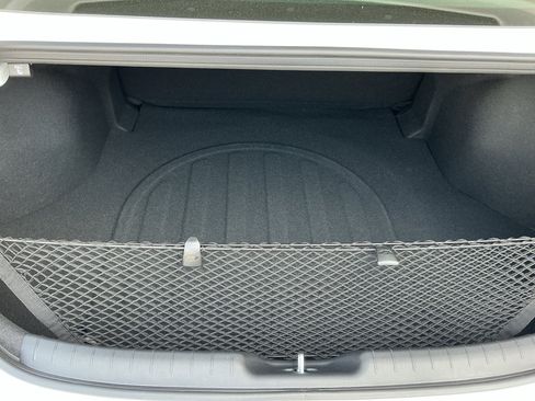 New 2026 Hyundai Elantra SE FWD image 17