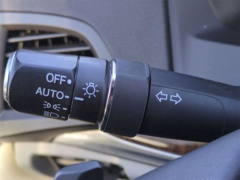 Used 2018 Acura MDX SH-AWD w/ Technology Package image 28