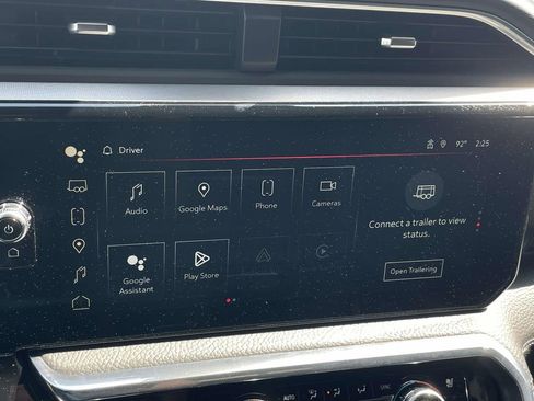 Used 2023 GMC Sierra 1500 Denali AWD/4WD image 25