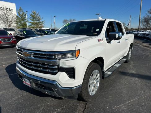 Used 2023 Chevrolet Silverado 1500 LTZ image 2