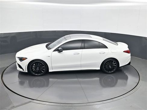 Used 2021 Mercedes-Benz CLA 35 AMG 4MATIC image 21