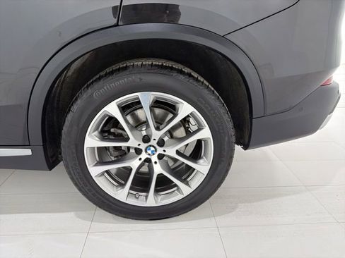 Certified 2024 BMW X5 xDrive40i w/ Premium Package image 47