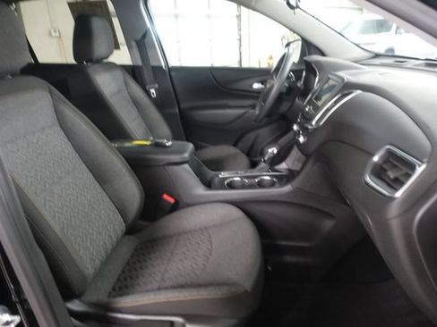 Used 2024 Chevrolet Equinox LT FWD image 25
