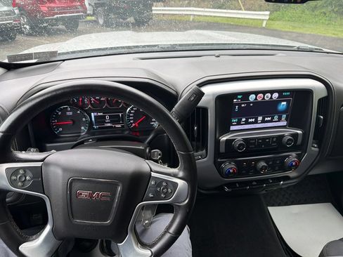 Used 2019 GMC Sierra 1500 SLE w/ SLE Value Package AWD/4WD image 27