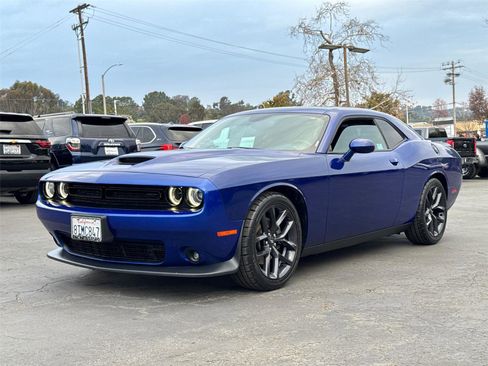 Used 2020 Dodge Challenger GT image 4