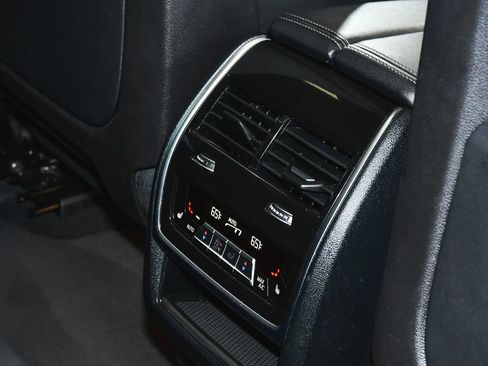 Used 2023 BMW X5 xDrive40i AWD/4WD image 53
