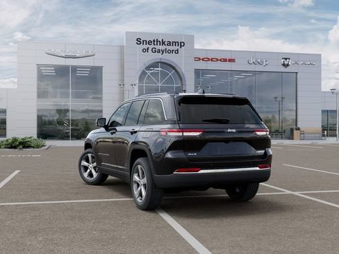 New 2026 Jeep Grand Cherokee Limited AWD/4WD image 3