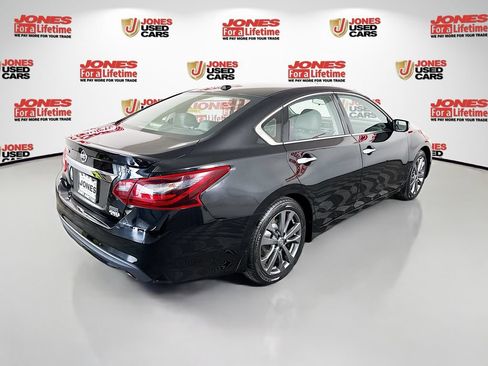 Used 2018 Nissan Altima 2.5 SR w/ SR Special Edition FWD image 16
