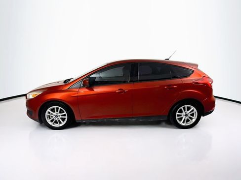 Used 2018 Ford Focus SE FWD image 8