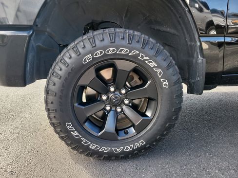 Used 2019 RAM 1500 Big Horn image 9