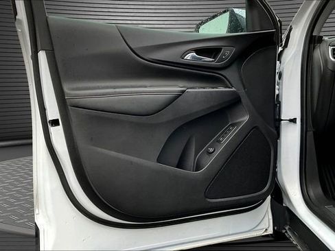 Used 2020 Chevrolet Equinox Premier image 20