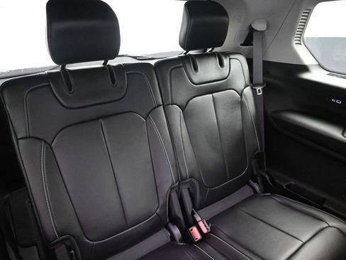 Used 2021 Jeep Grand Cherokee L Limited image 36