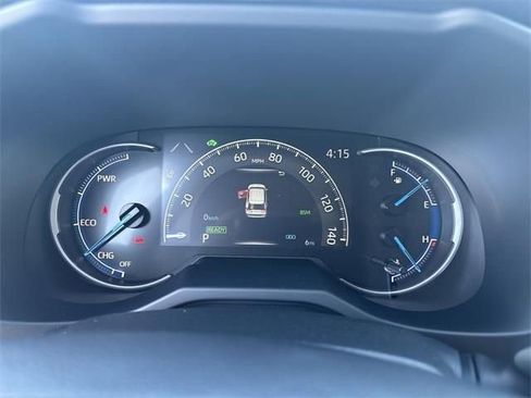 Used 2025 Toyota RAV4 XLE image 16