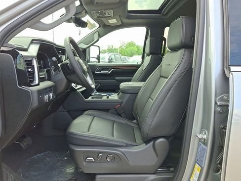 New 2025 GMC Sierra 2500 Denali w/ Denali Reserve Package image 7