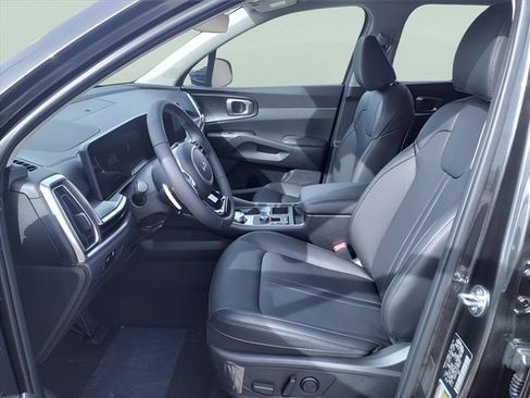 New 2025 Kia Sorento EX image 15