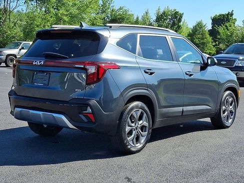 Used 2024 Kia Seltos S AWD/4WD image 9