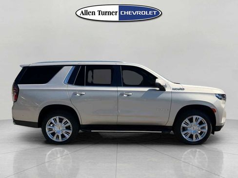 Used 2023 Chevrolet Tahoe High Country w/ Advanced Technology Package image 3
