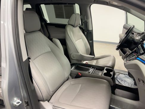 Used 2023 Honda Odyssey Elite image 31