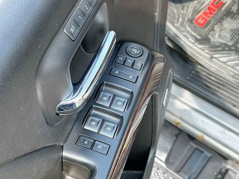 Used 2017 GMC Sierra 1500 SLT w/ Suspension Package, Off-Road AWD/4WD image 16