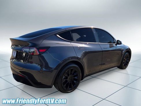 Used 2024 Tesla Model Y Long Range RWD image 6
