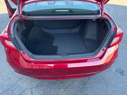 Used 2018 Honda Accord LX image 21