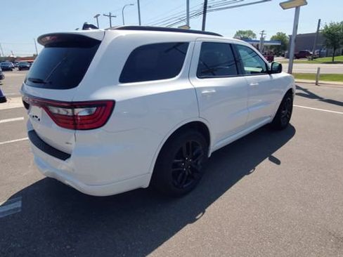 Used 2024 Dodge Durango GT RWD image 8