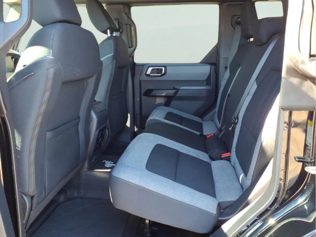 Used 2023 Ford Bronco Big Bend w/ Sasquatch Package AWD/4WD image 9