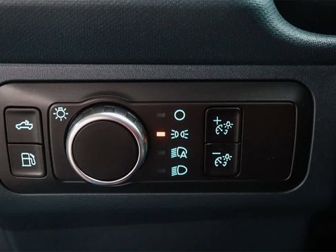 New 2025 Ford Maverick XL image 23