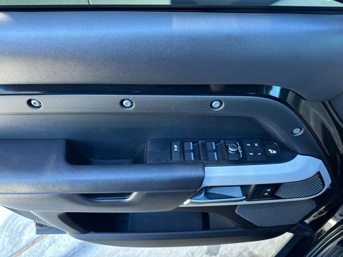 Used 2022 Land Rover Defender 110 XS Edition image 16