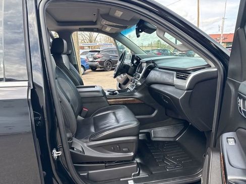 Used 2018 Chevrolet Tahoe LT w/ LT Signature Package image 17