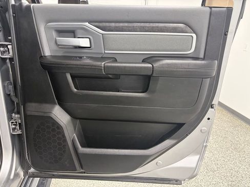 Used 2020 RAM 2500 Big Horn image 30