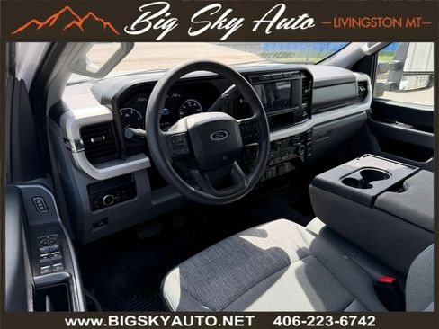 Used 2024 Ford F350 XLT w/ FX4 Off-Road Package AWD/4WD image 14