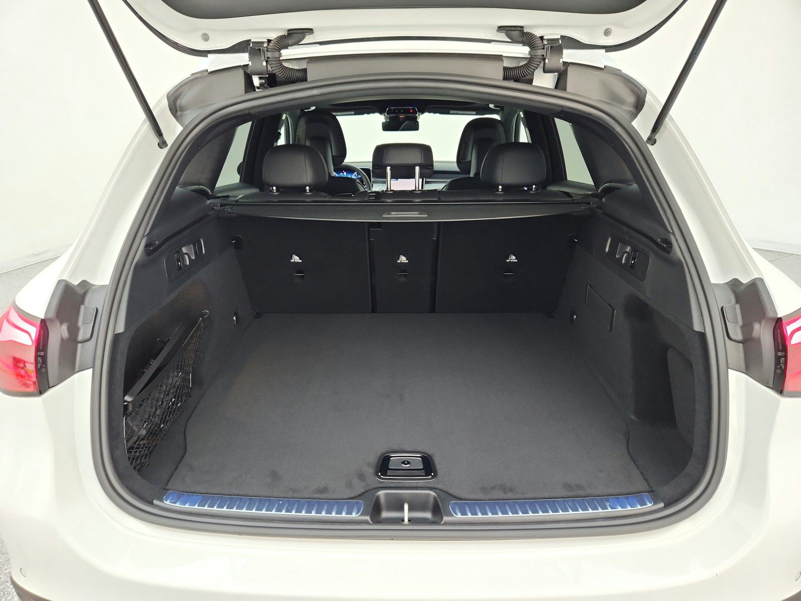 Used 2026 Mercedes-Benz GLC 300 image 38