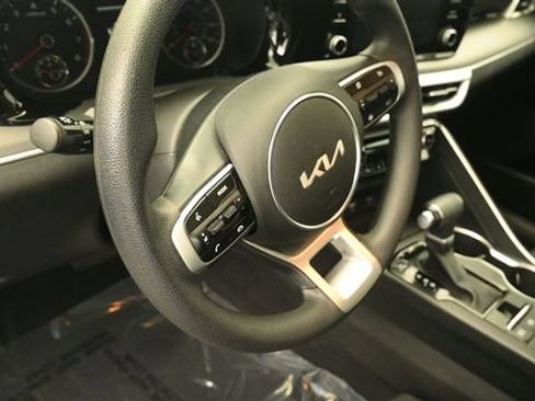Used 2023 Kia K5 LXS FWD image 15