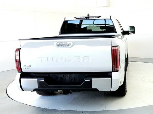Used 2022 Toyota Tundra Limited AWD/4WD image 5
