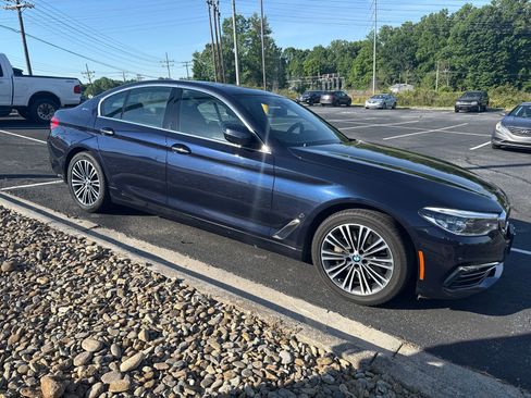 Used 2018 BMW 530e xDrive AWD/4WD image 3