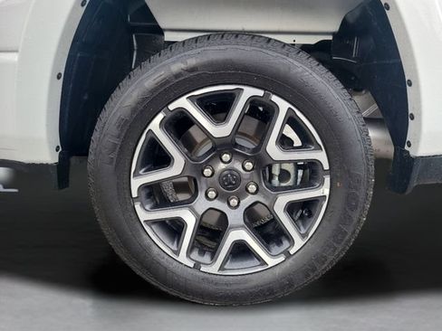 Used 2026 RAM 1500 Laramie AWD/4WD image 8