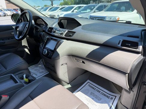 Used 2016 Honda Odyssey Touring Elite image 44