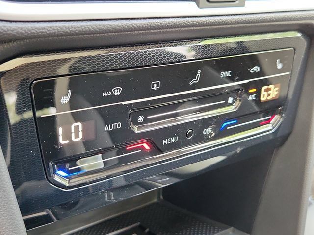 New 2026 Volkswagen Taos SE AWD/4WD image 17